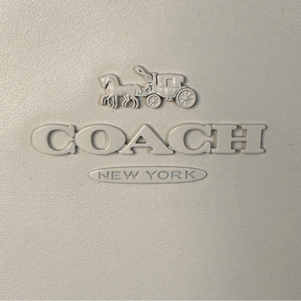 NWT โจ COACH ๐ค Penelope Leather Shoulder bag in Chalk NWT - Picture 8 of 9